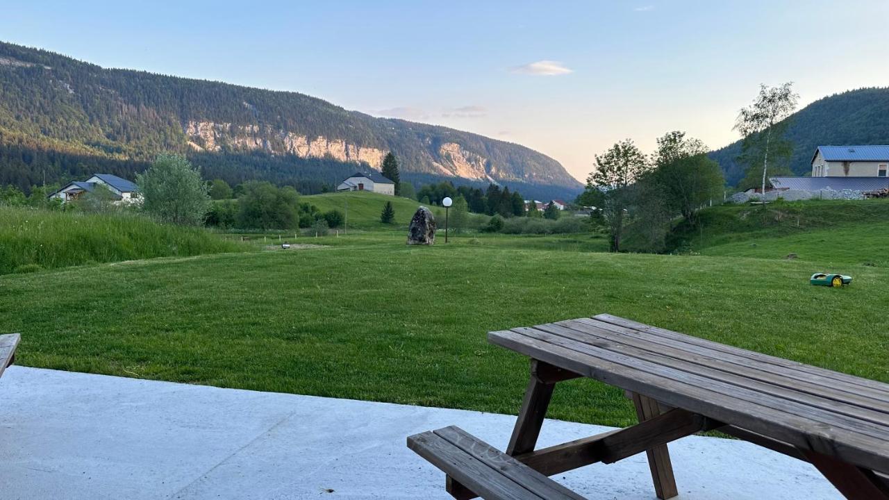 Appartamento Les Chamois Lajoux Esterno foto