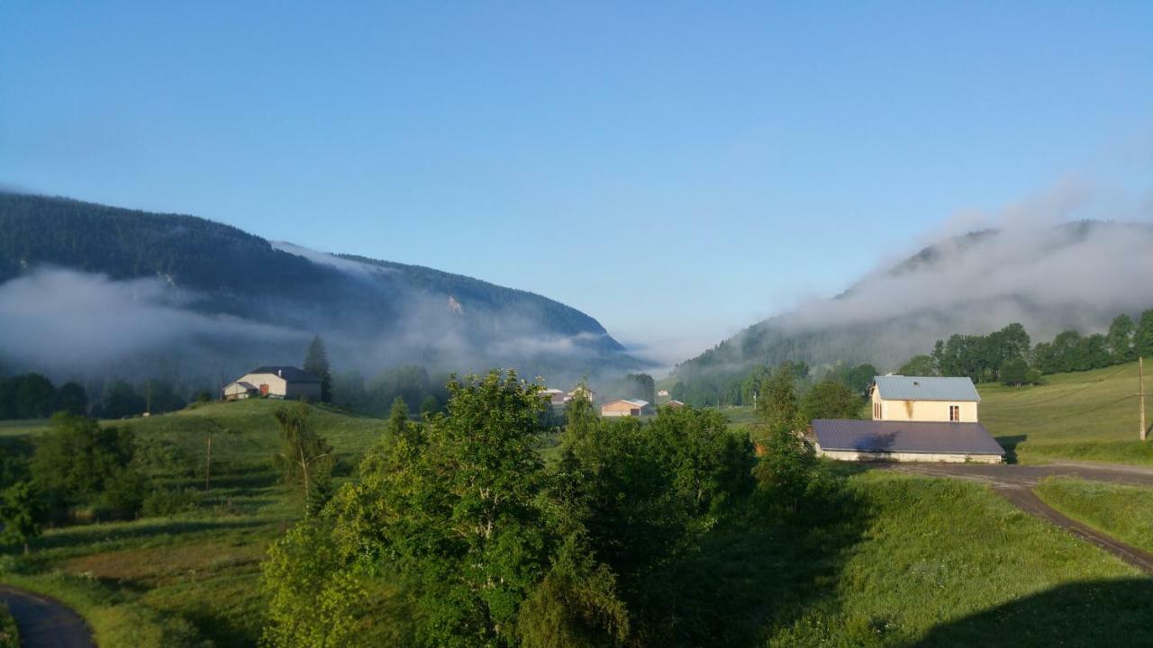 Appartamento Les Chamois Lajoux Esterno foto